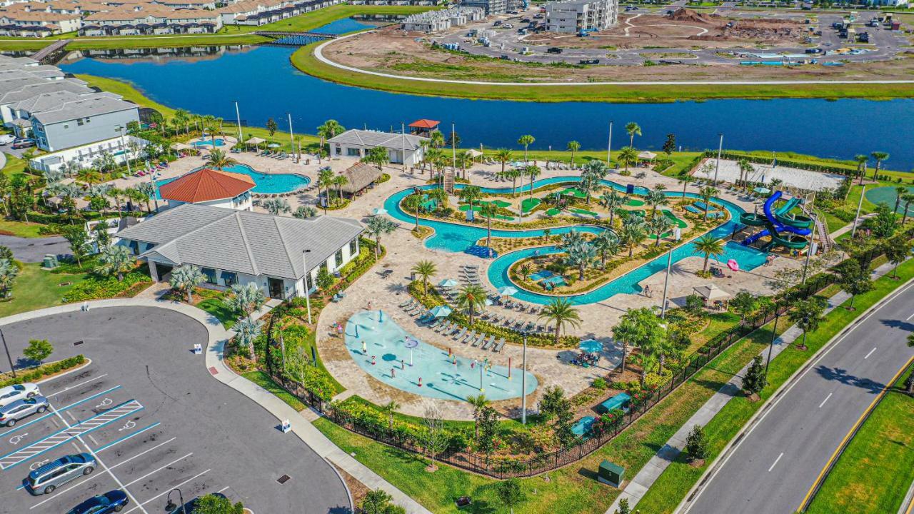Only 5 Miles From Disney! Free Water Park! 2 Bed, 2 Bath Condo, Sleeps 8 Kissimmee Eksteriør billede