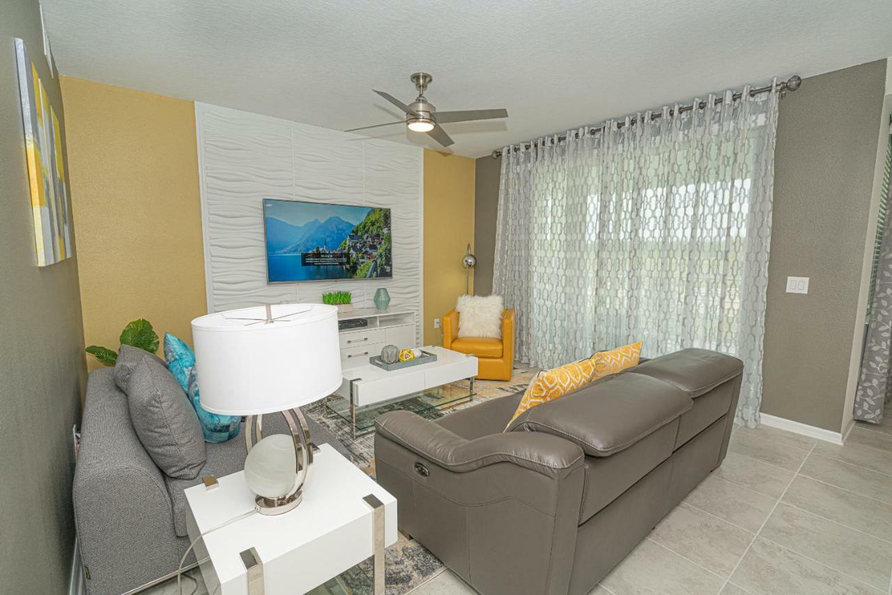 Only 5 Miles From Disney! Free Water Park! 2 Bed, 2 Bath Condo, Sleeps 8 Kissimmee Eksteriør billede
