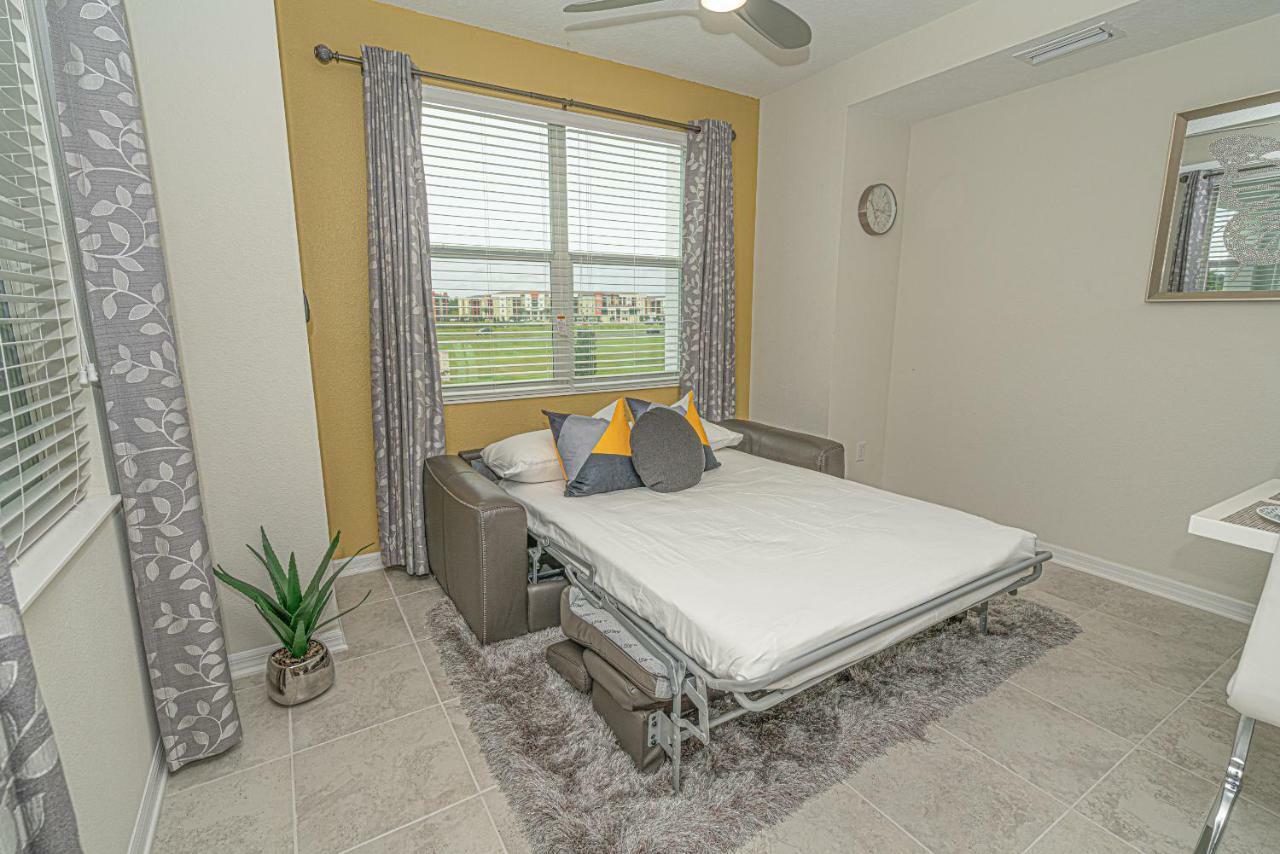 Only 5 Miles From Disney! Free Water Park! 2 Bed, 2 Bath Condo, Sleeps 8 Kissimmee Eksteriør billede